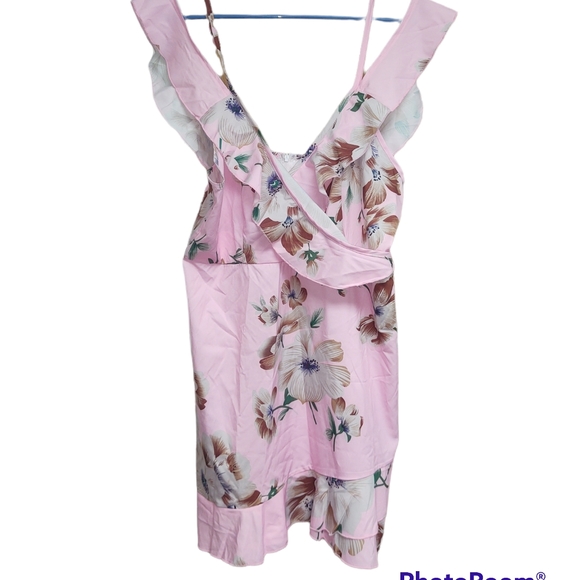 None Dresses & Skirts - NWOT Dress Juniors Size XL